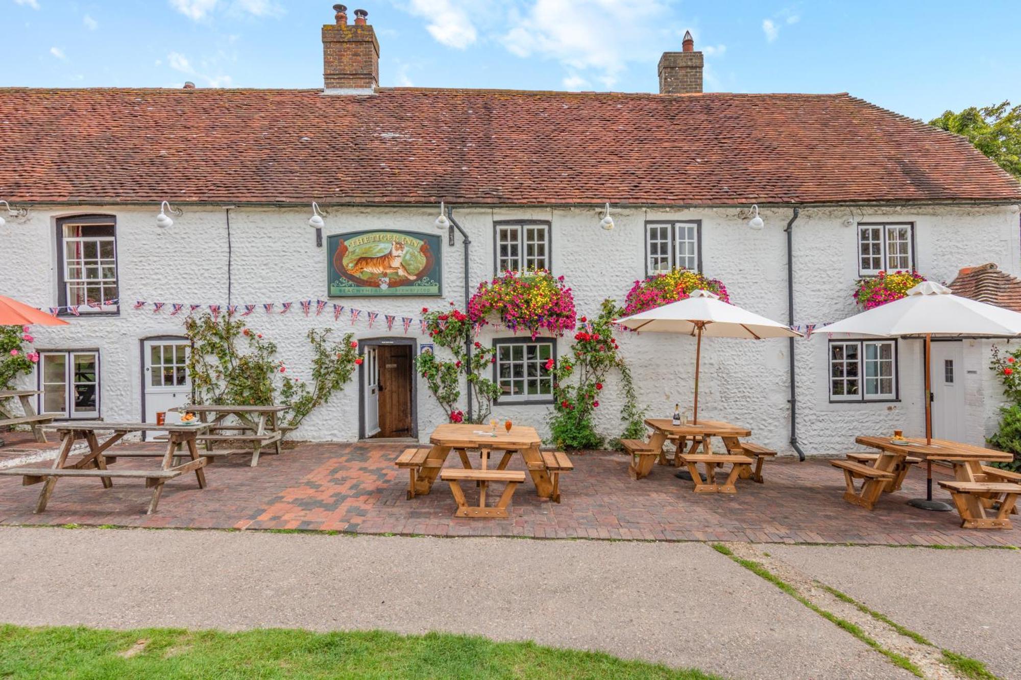 Tiger Inn - Catherine Eastdean Экстерьер фото